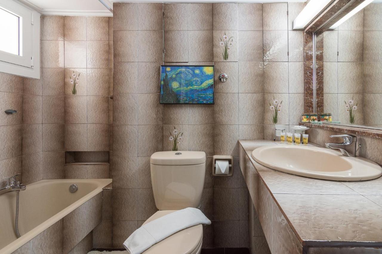 Nice 2Bedroom Apartment In Pagkrati Atenas Exterior foto